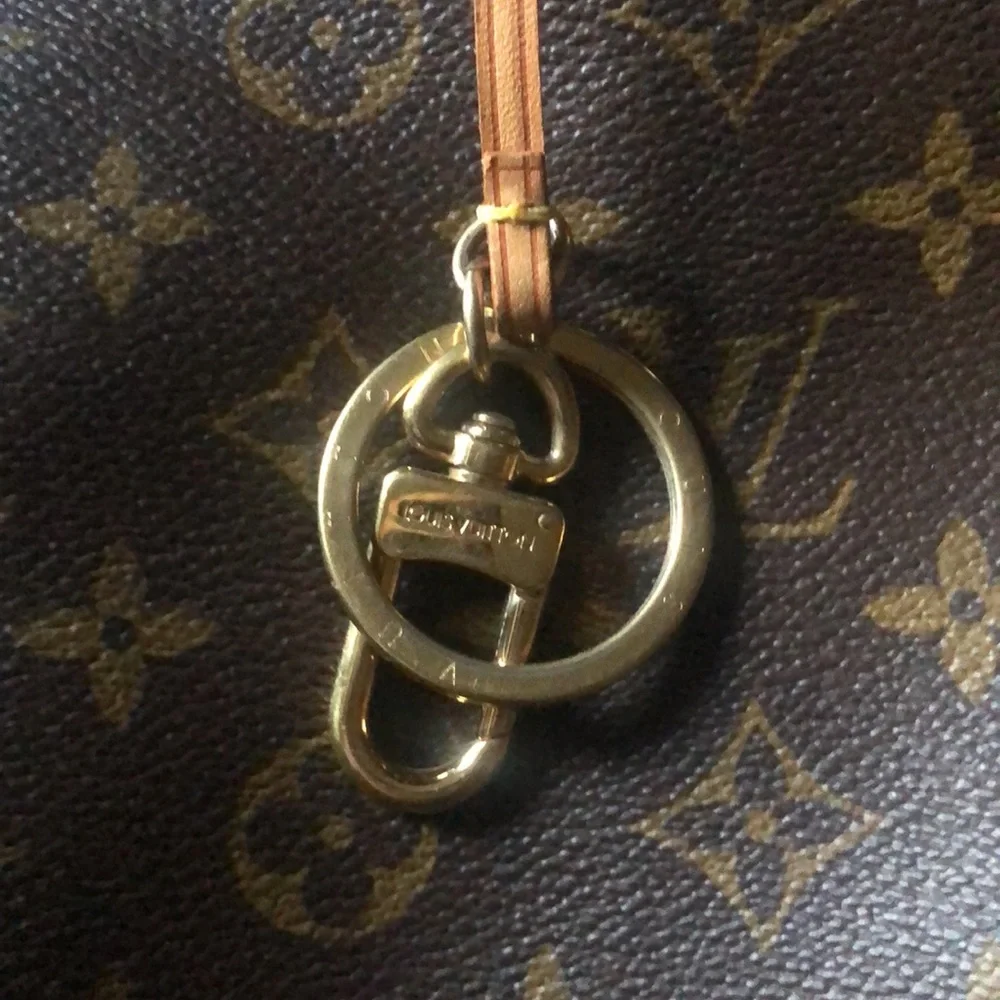 HUGE GM ARTSY LOUIS VUITTON HOBO DISCONTINUED - Picture 10 of 10